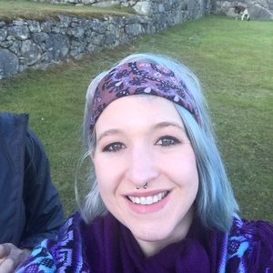 Meet your Posher, Jackline